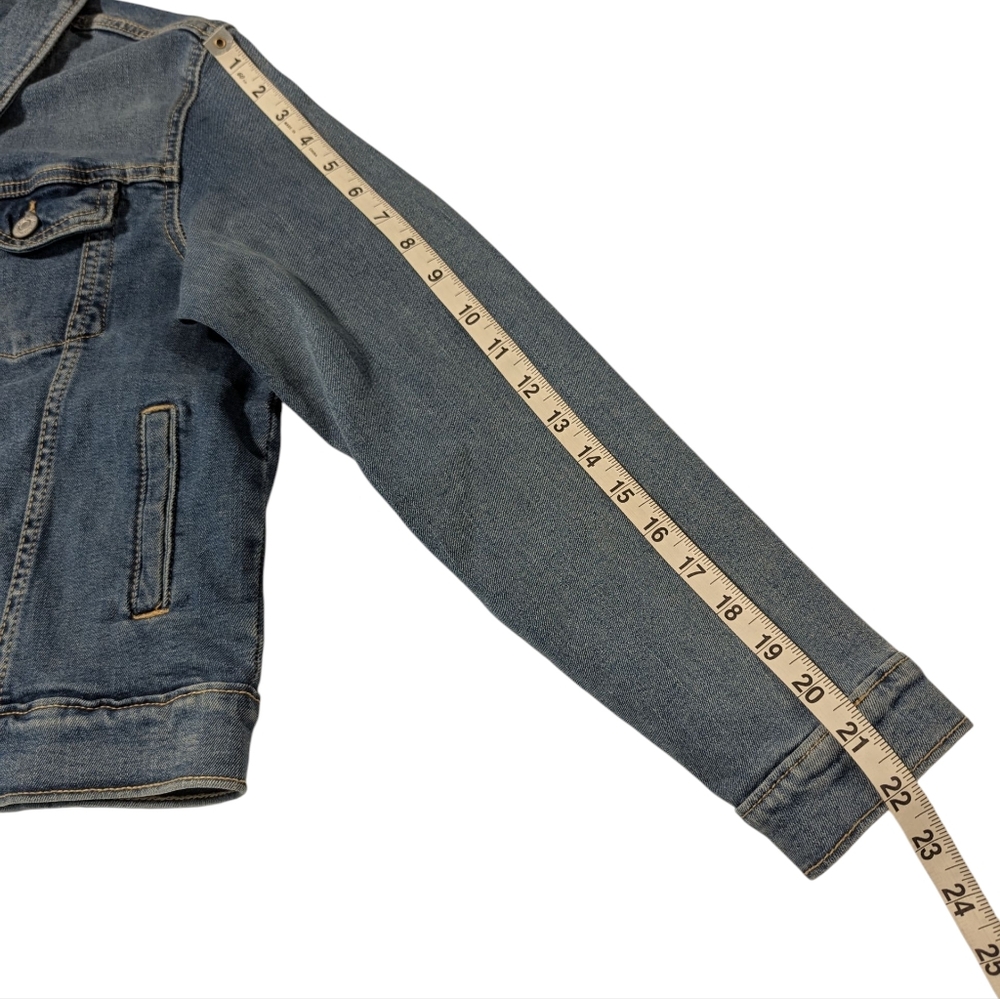 Old Navy Girls's Blue Denim Jacket Size XL 14-16 - Picture 5 of 6